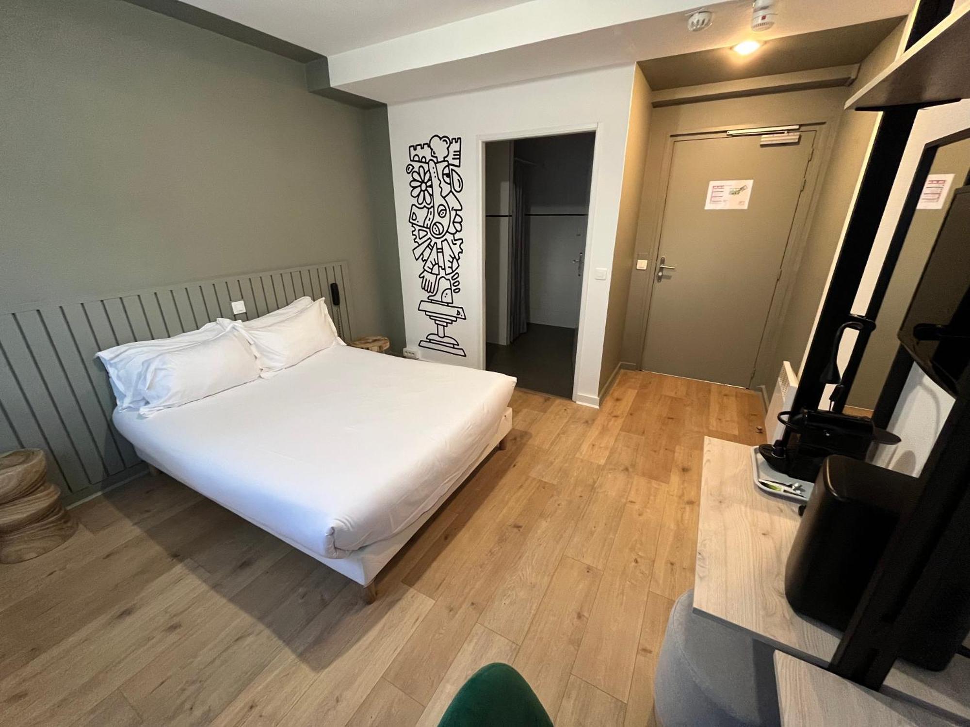 Hotel Beauquartier Montmartre Paris Exteriör bild