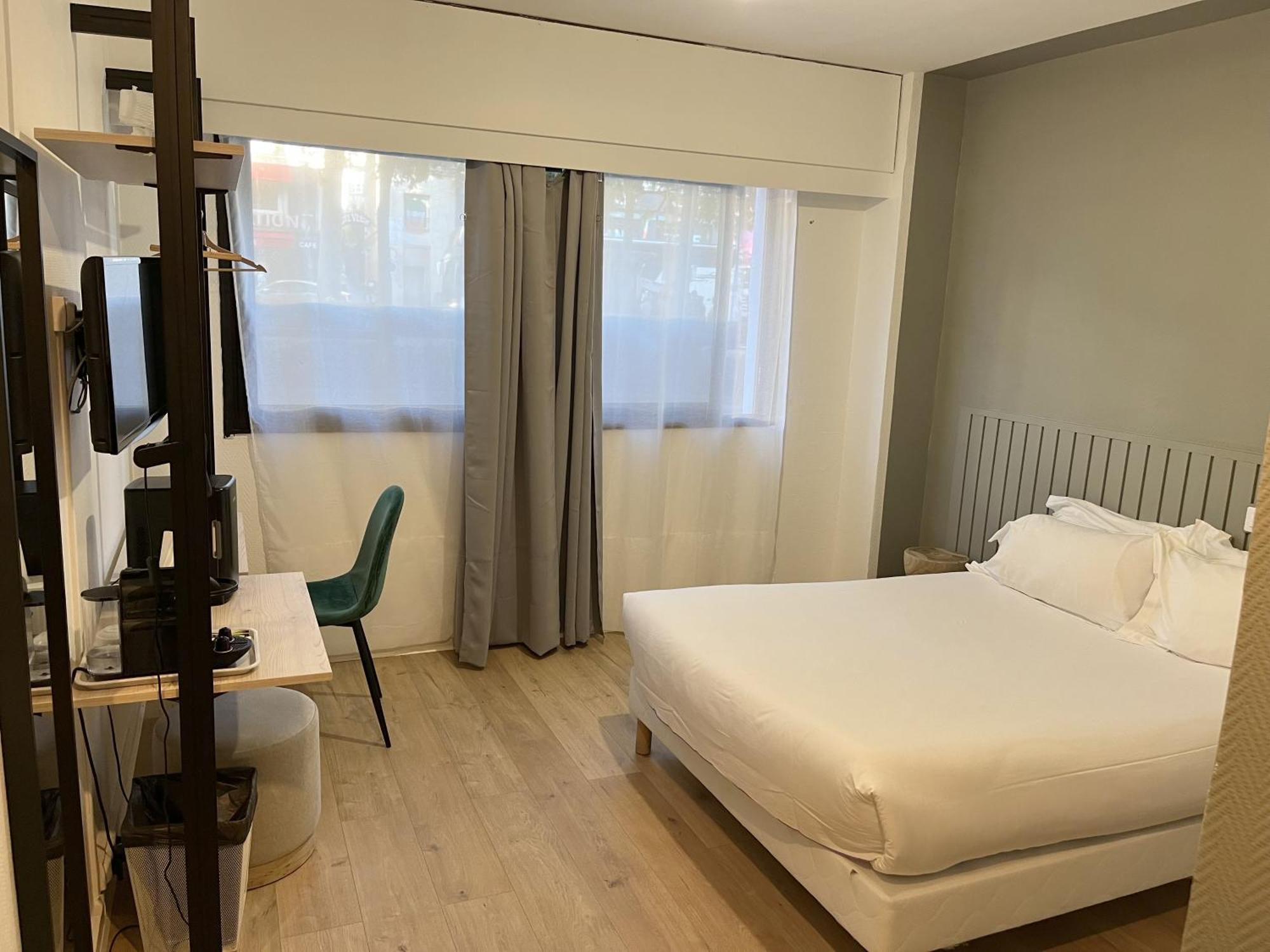 Hotel Beauquartier Montmartre Paris Exteriör bild