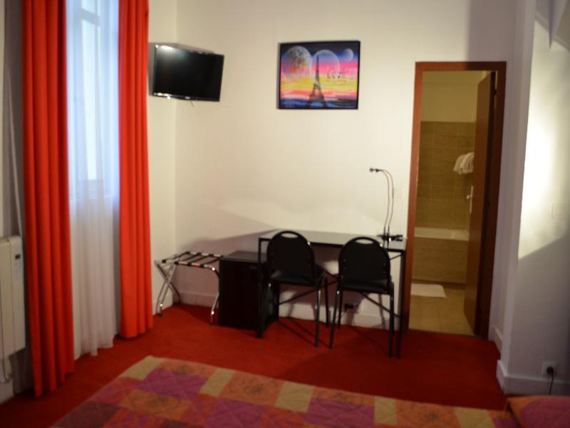 Hotel Beauquartier Montmartre Paris Exteriör bild